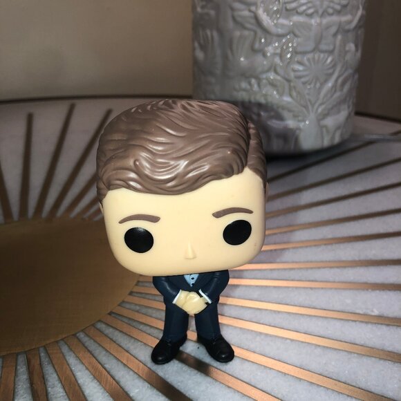 Funko Pop JFK and Jackie O - Picture 4 of 7
